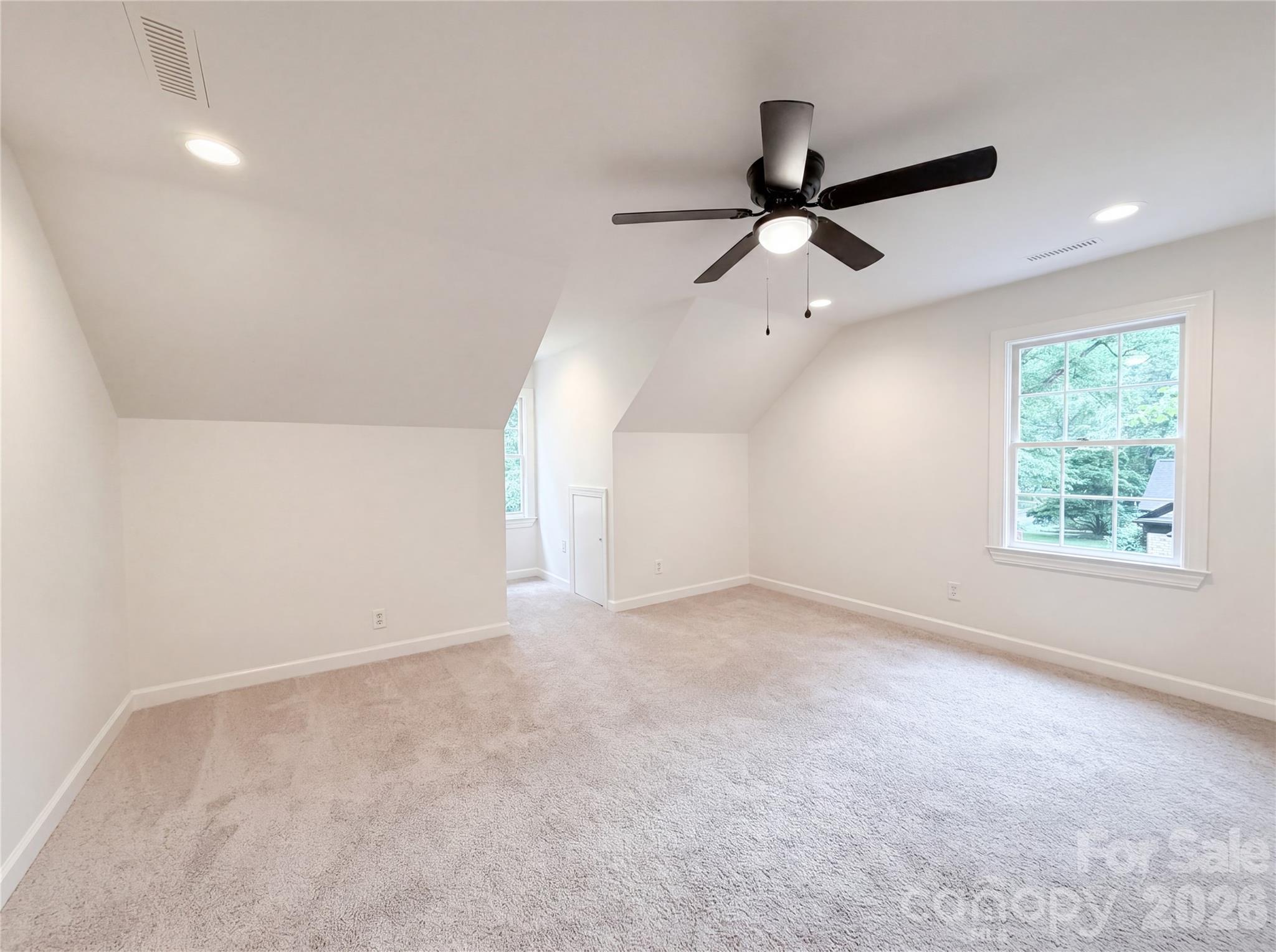 318 Valley Stream Road