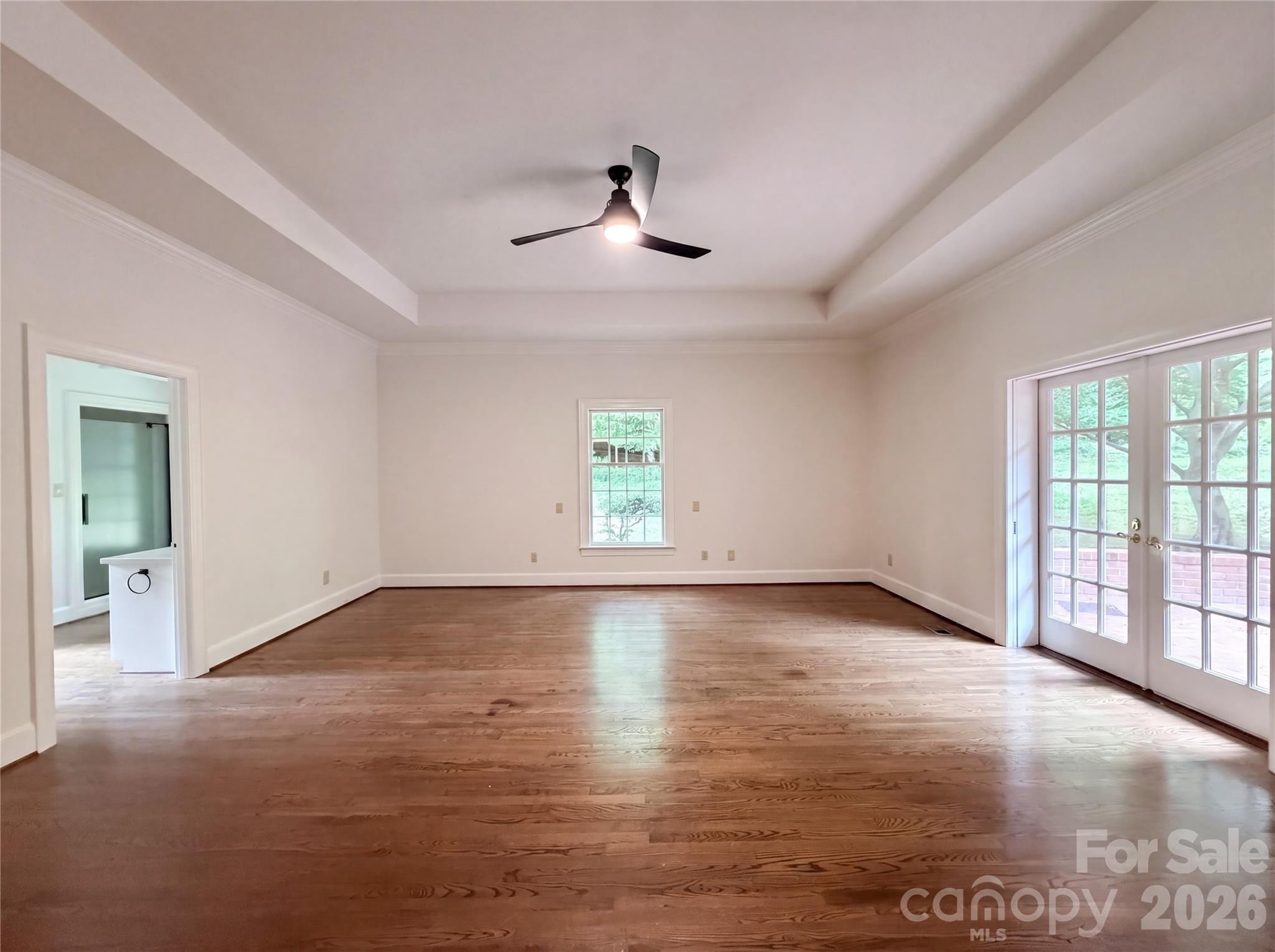 318 Valley Stream Road