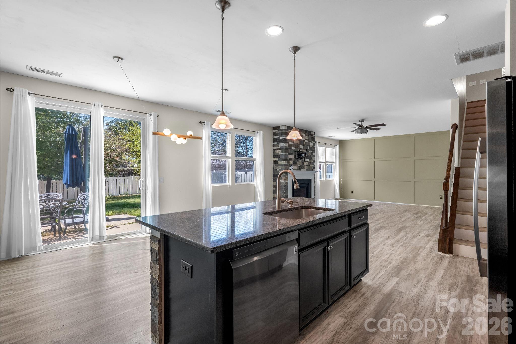 Kings Grove Manor - Residential