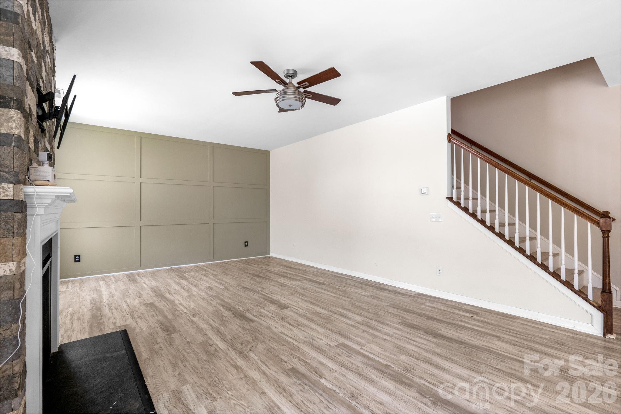 Kings Grove Manor - Residential