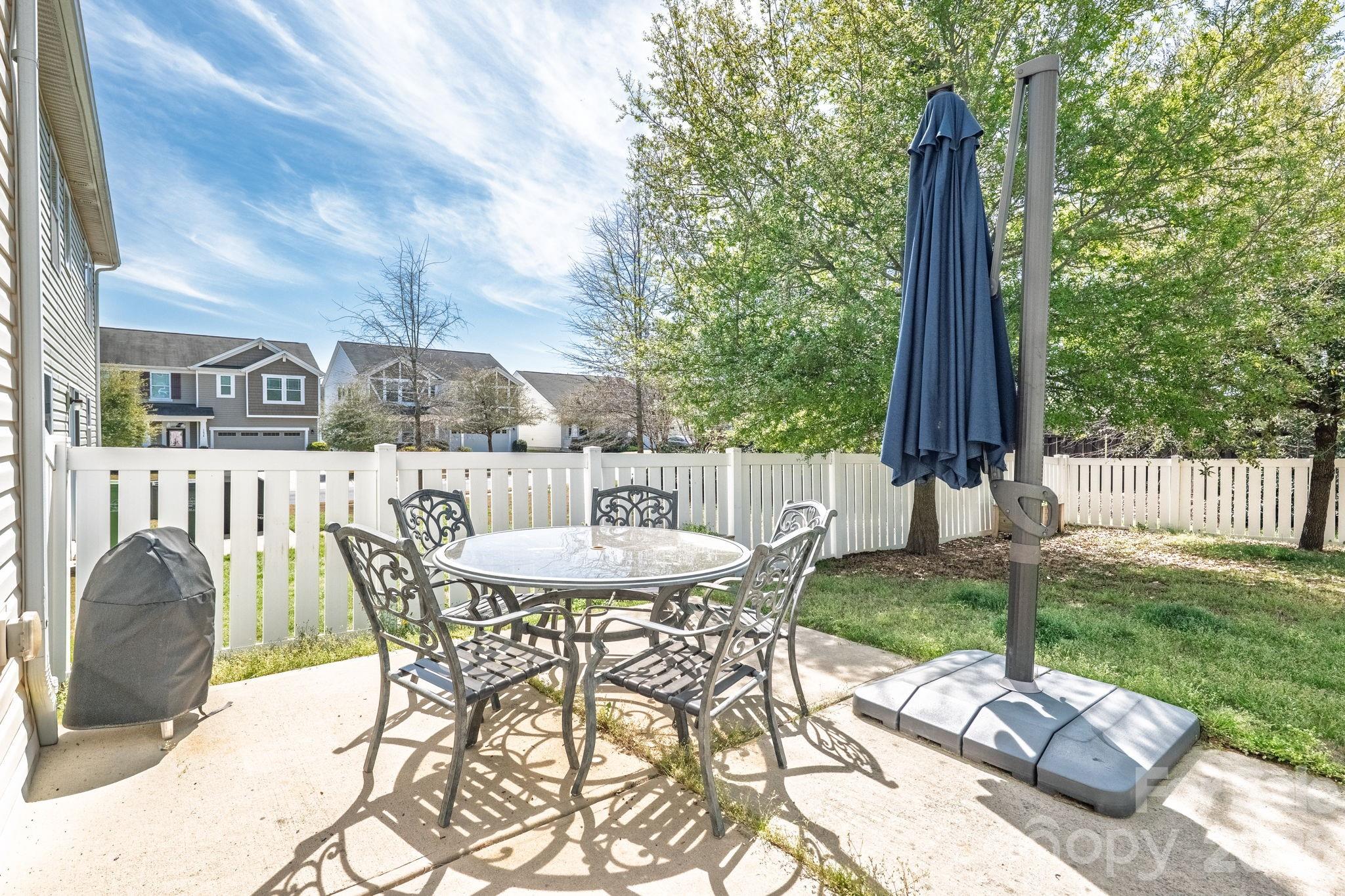 Kings Grove Manor - Residential