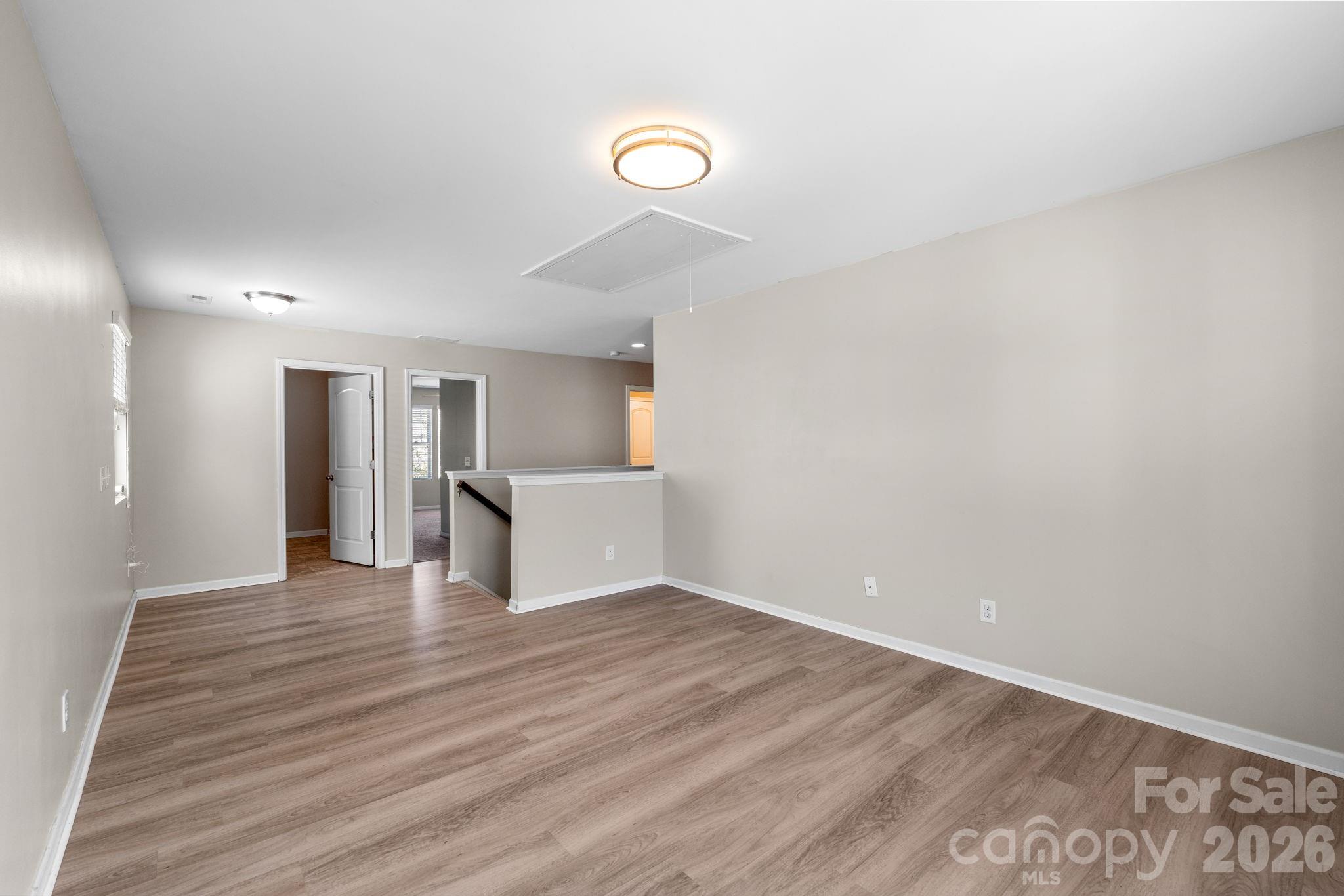 Kings Grove Manor - Residential