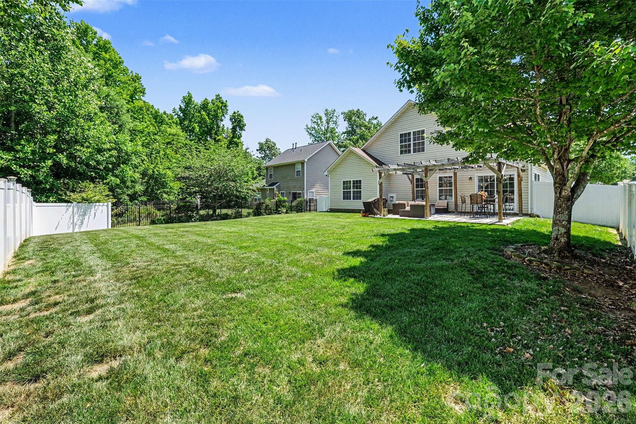 Old Stone Crossing - Residential