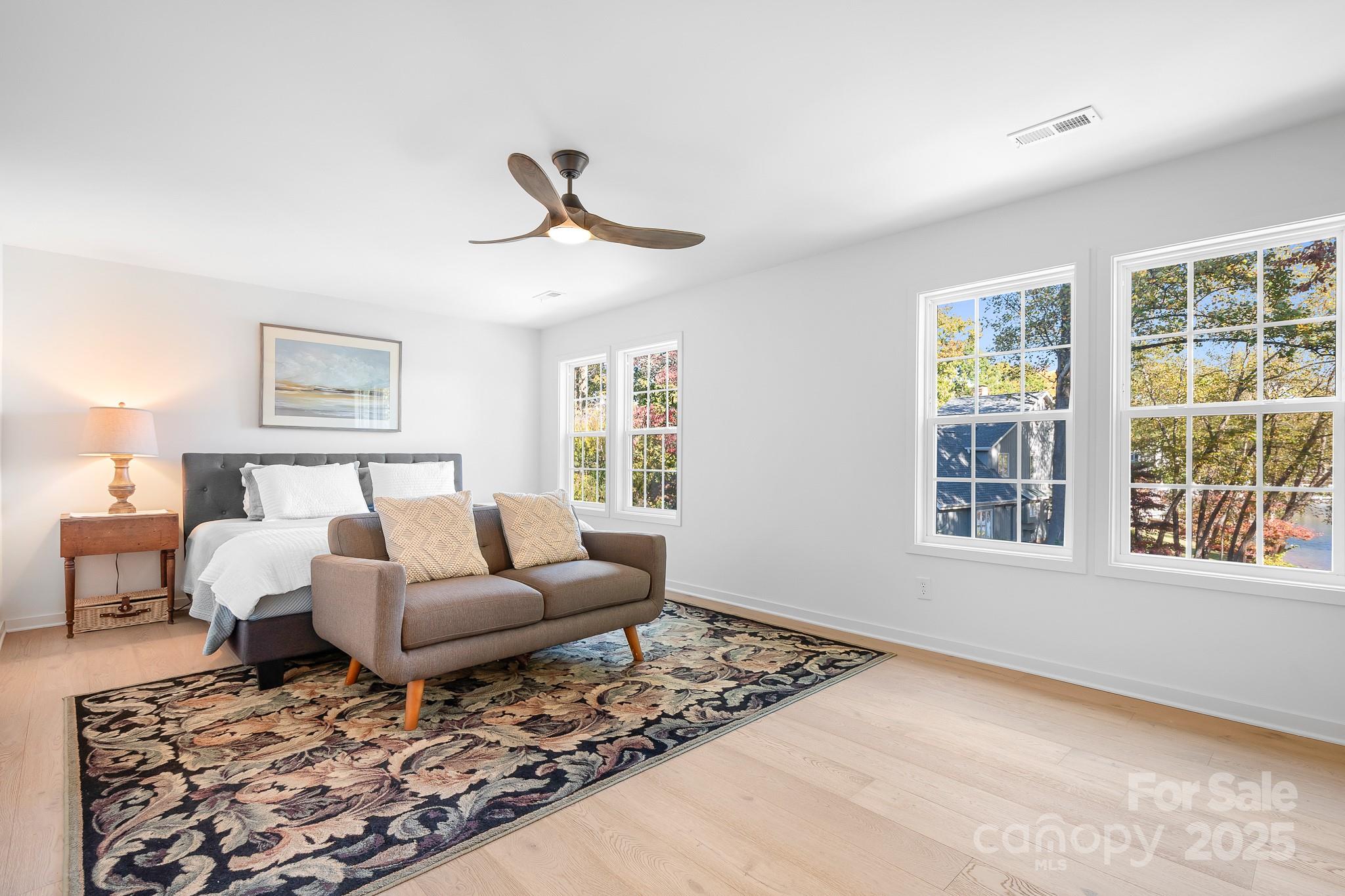 Hickory Hills - Residential