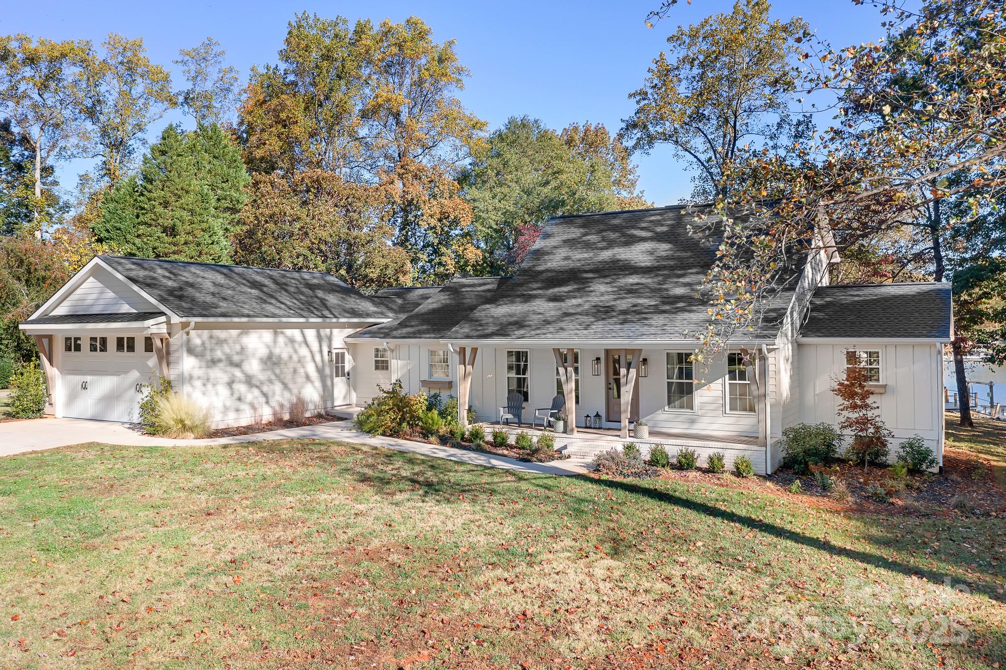 1984 Hickory Hills Drive