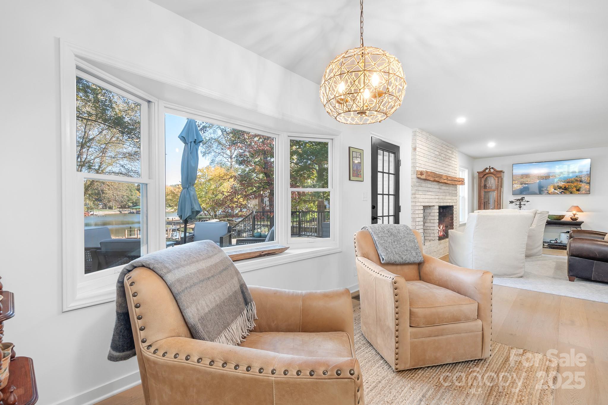 Hickory Hills - Residential