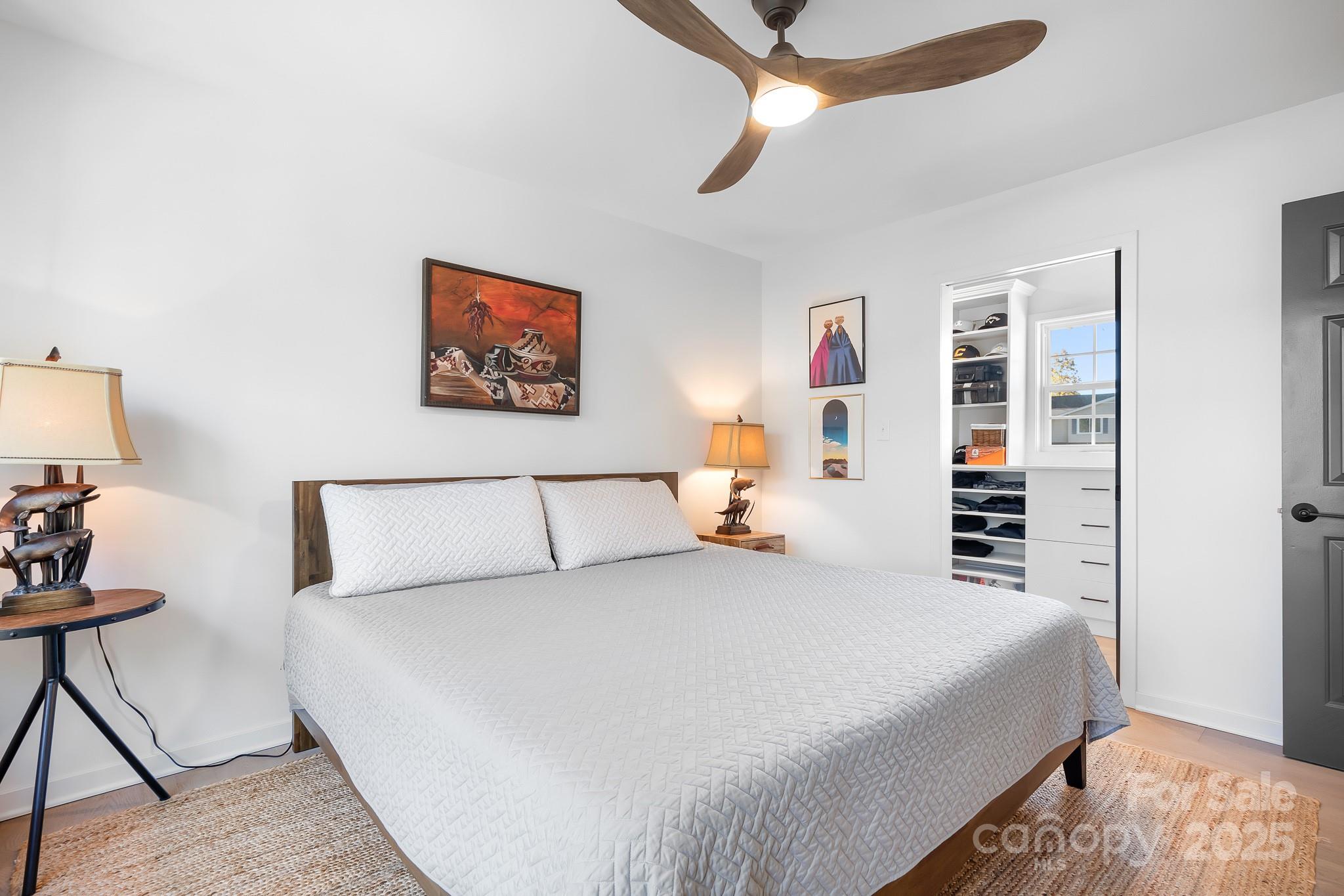 Hickory Hills - Residential