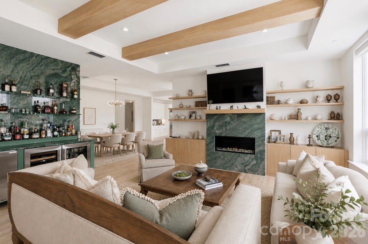 130 Cherokee Road 406
