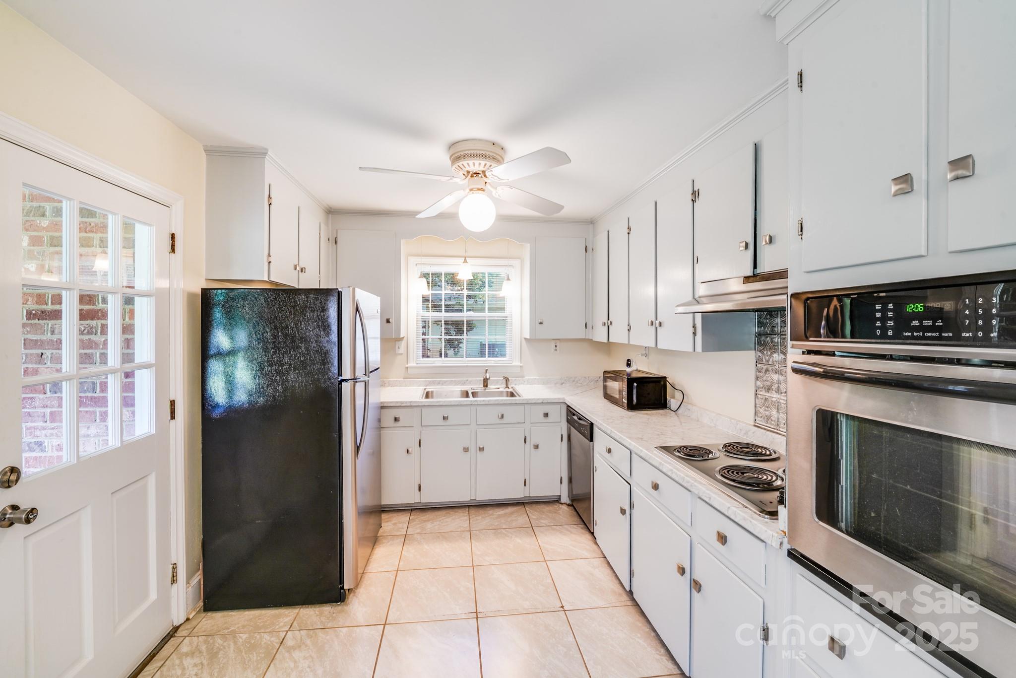 Montclaire - Residential