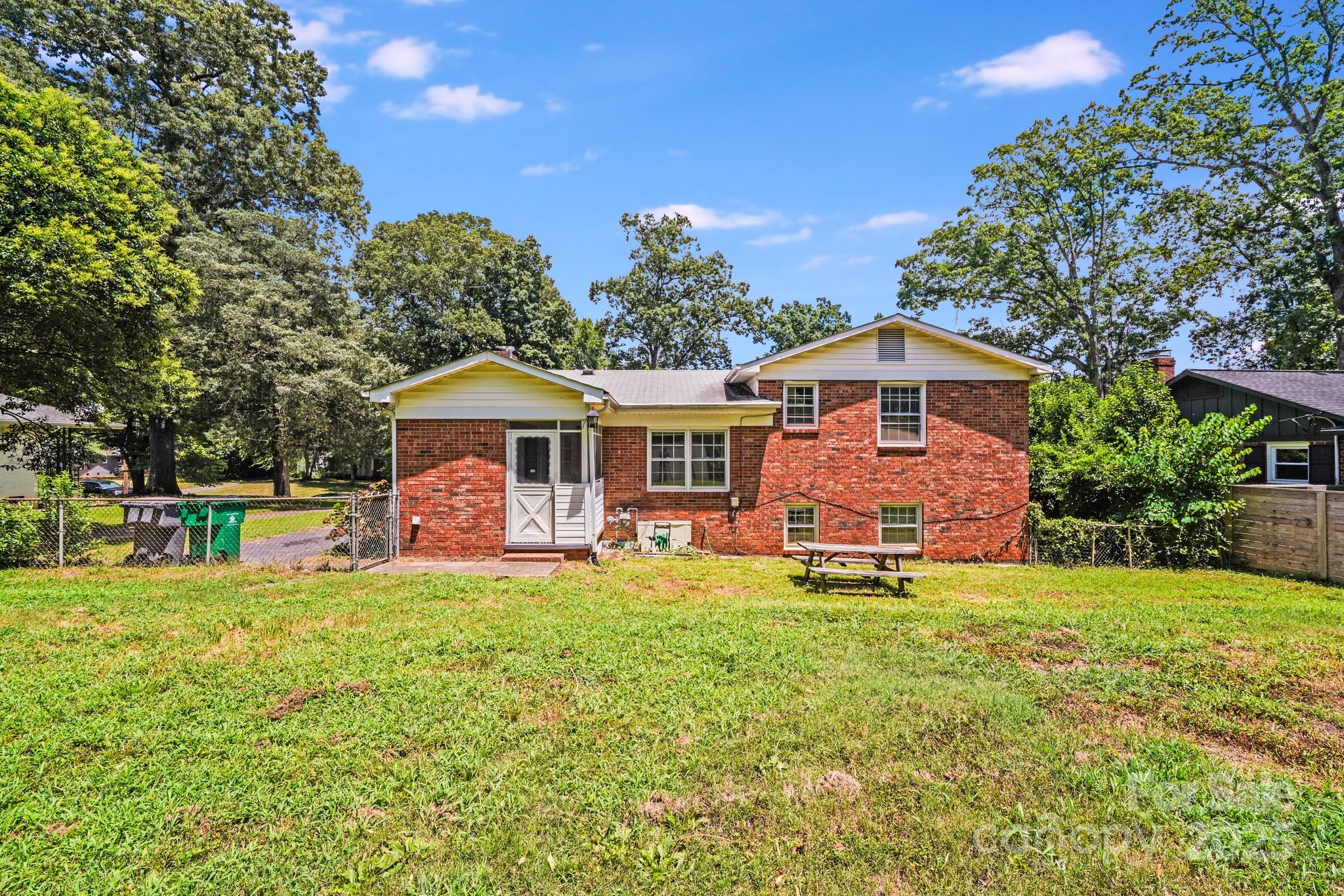 Montclaire - Residential