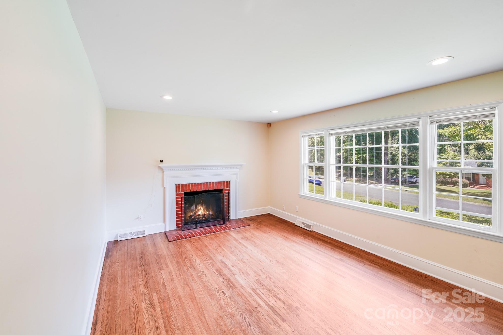 Montclaire - Residential