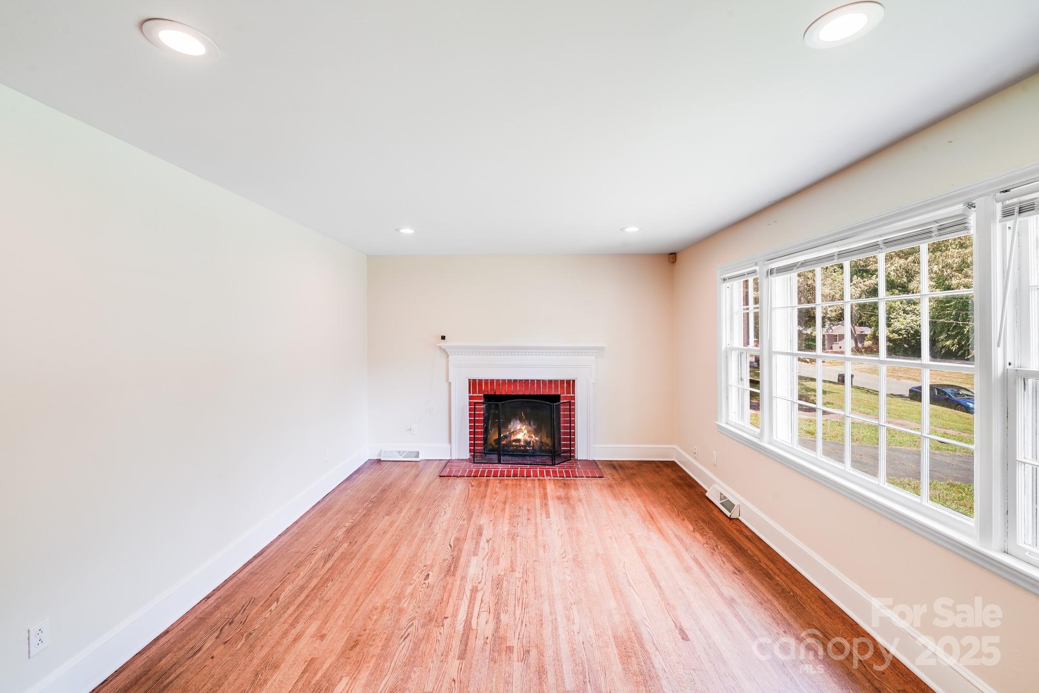 Montclaire - Residential