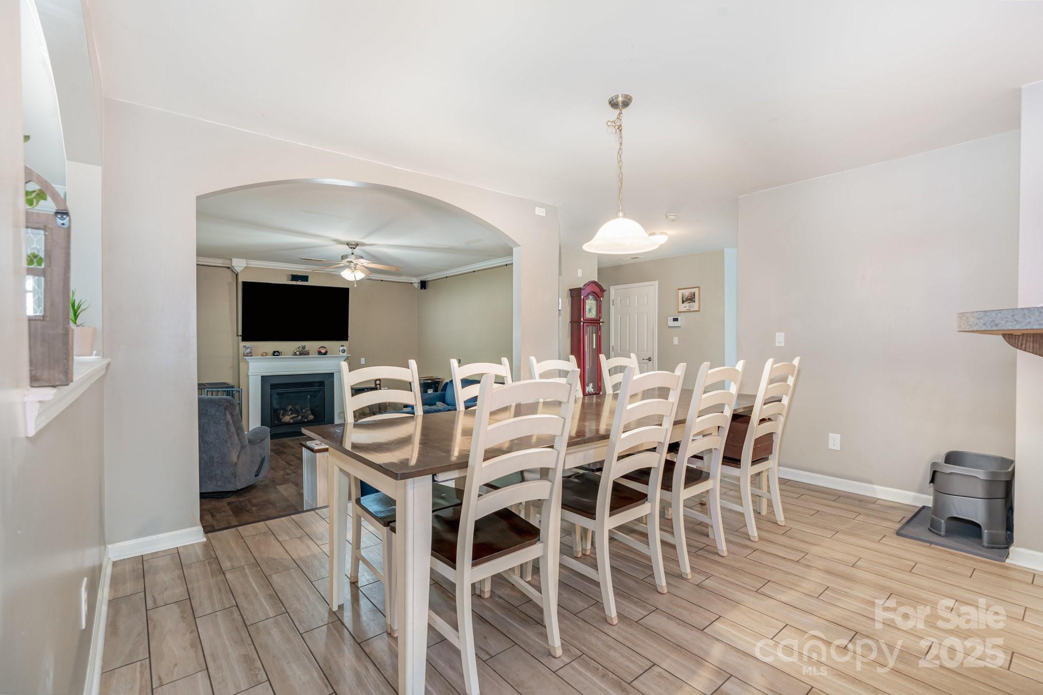 Sandy Pointe - Residential