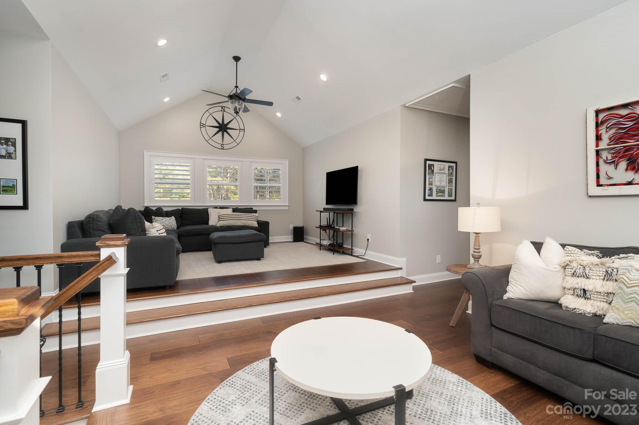 Riverchase Estates - Residential