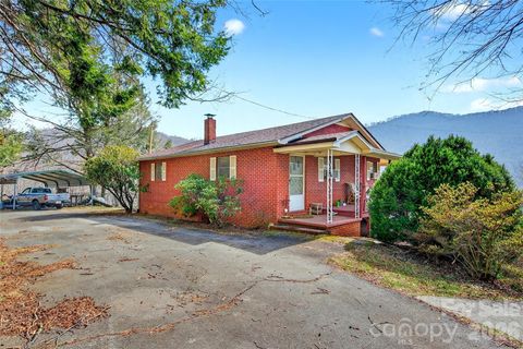 1306 Fork Mountain Road Bakersville NC 28705