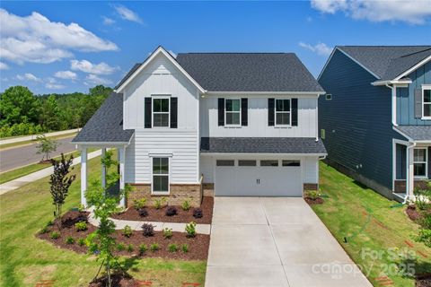 12009 Grinstead Lane 303 Charlotte NC 28278
