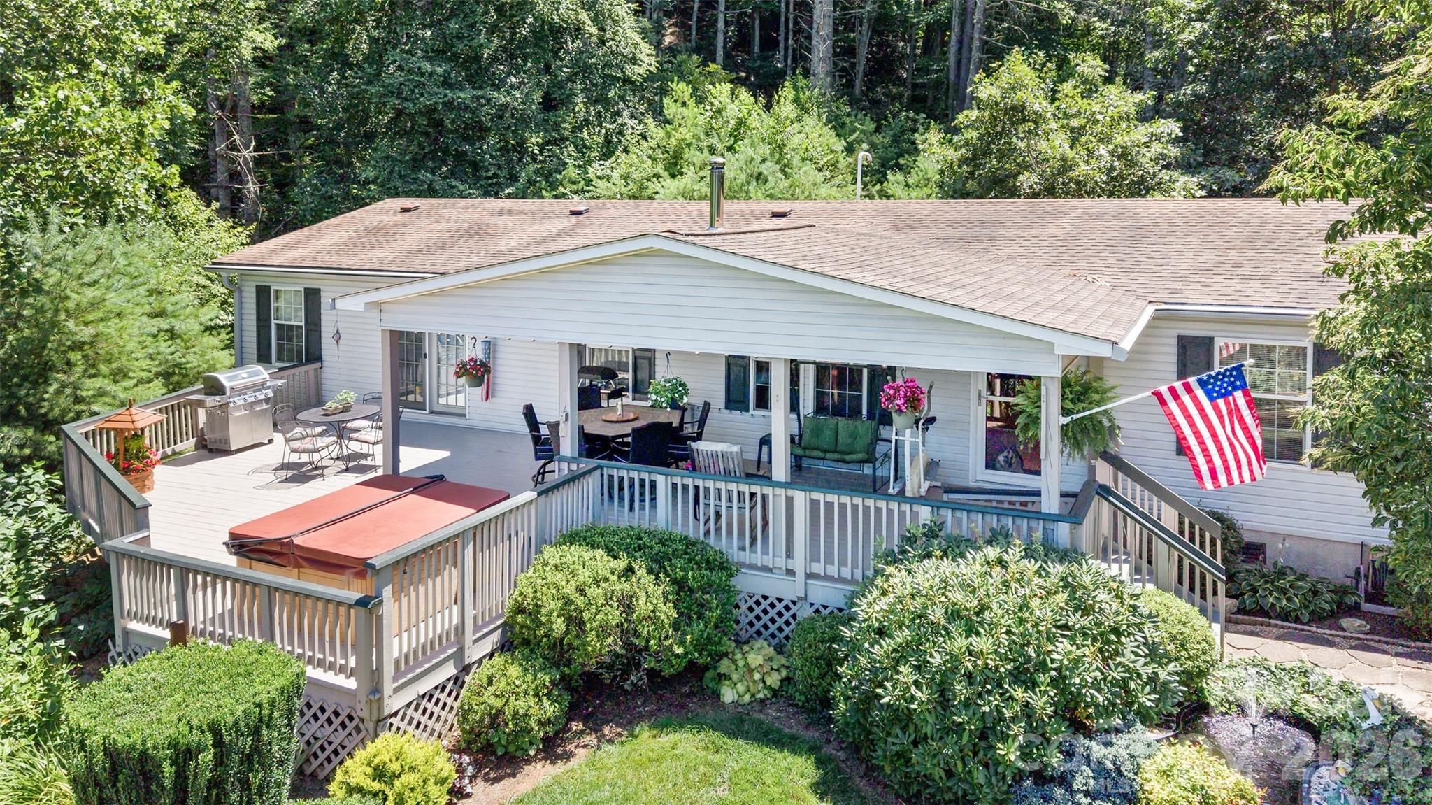 185 Trout Water Circle, Burnsville, NC, 28714