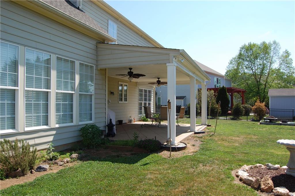 Rocky River Crossing - Residential