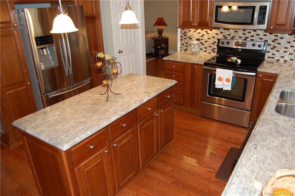 Rocky River Crossing - Residential