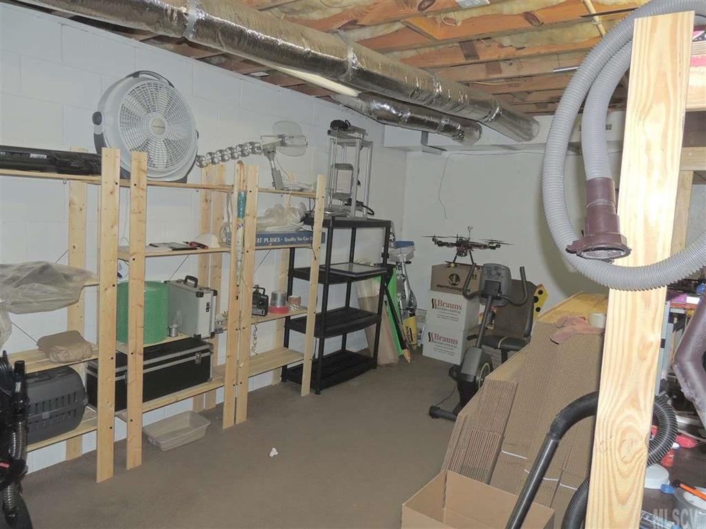 Maple Crest - Residential