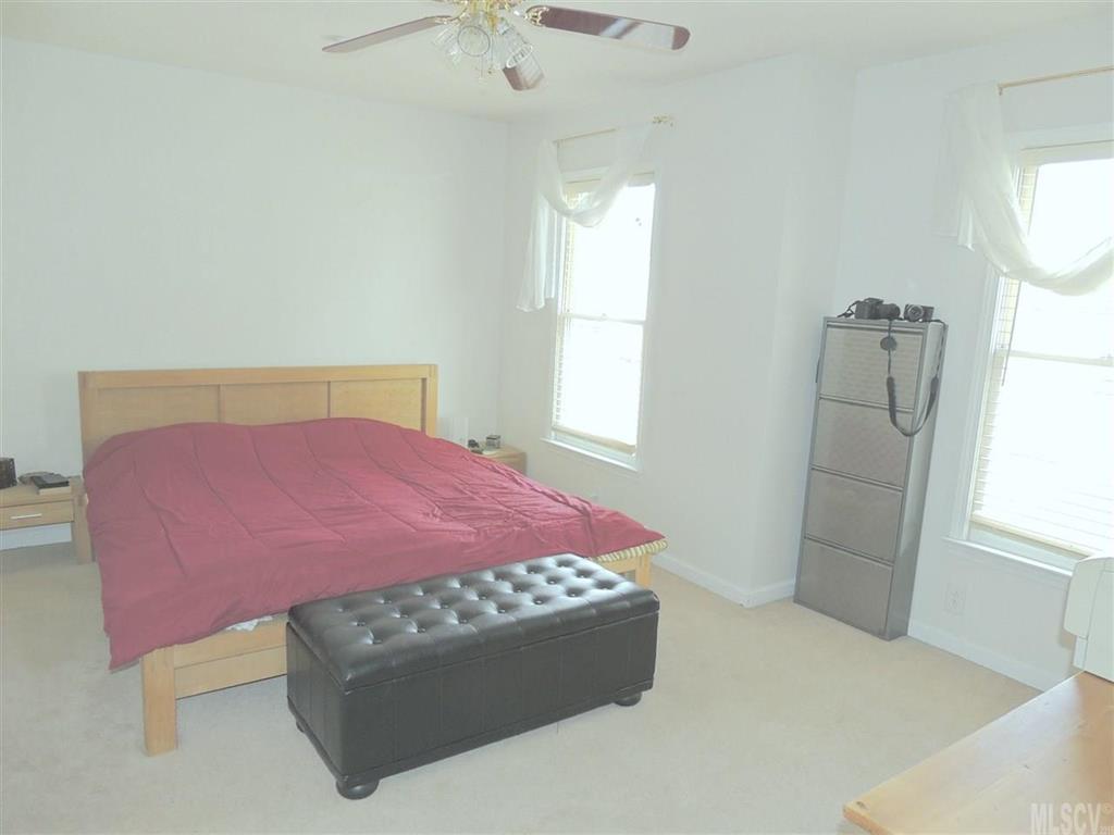 Maple Crest - Residential