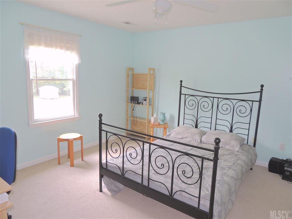 Maple Crest - Residential