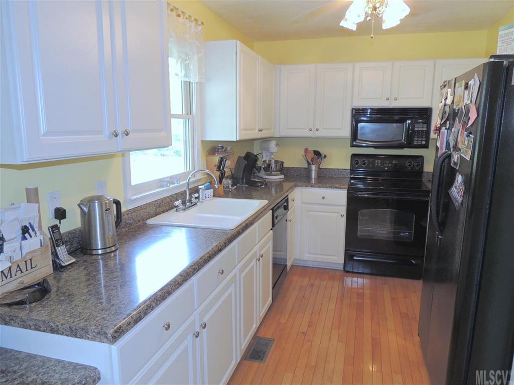 Maple Crest - Residential