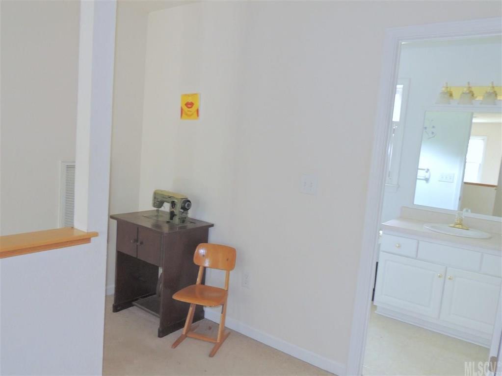 Maple Crest - Residential