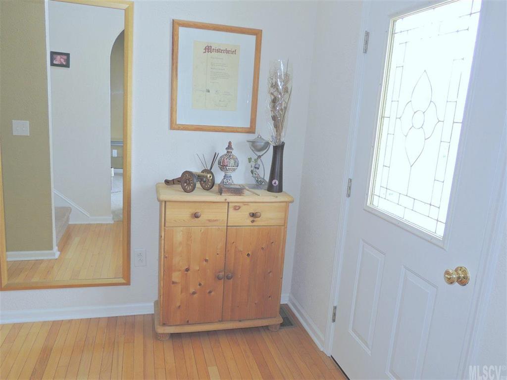 Maple Crest - Residential