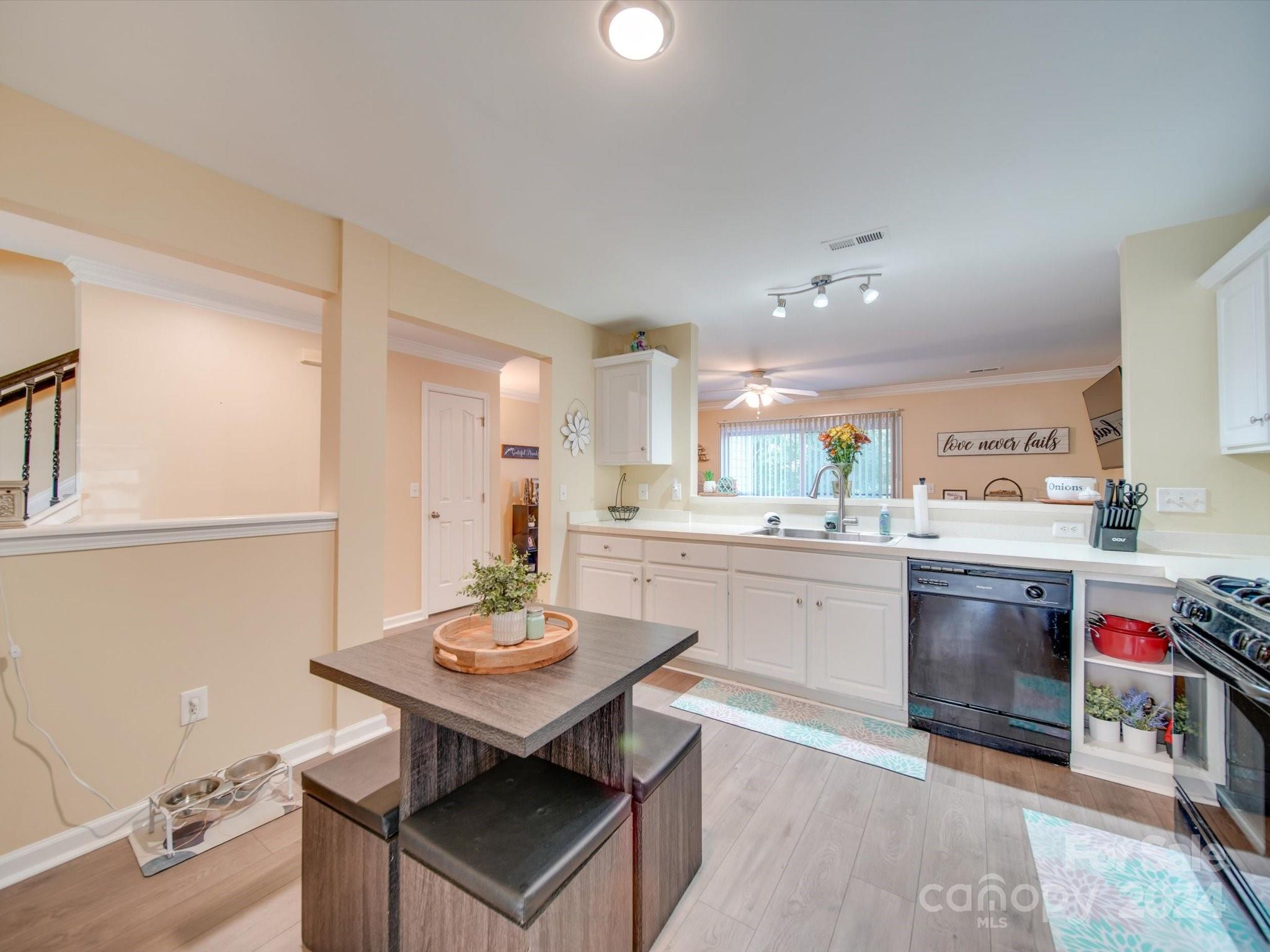 Sheffield Pointe - Residential