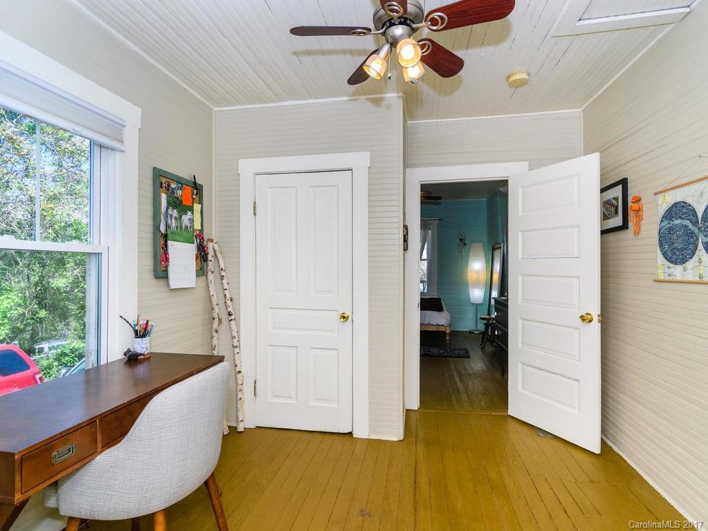 Montford - Cottage Park - Residential