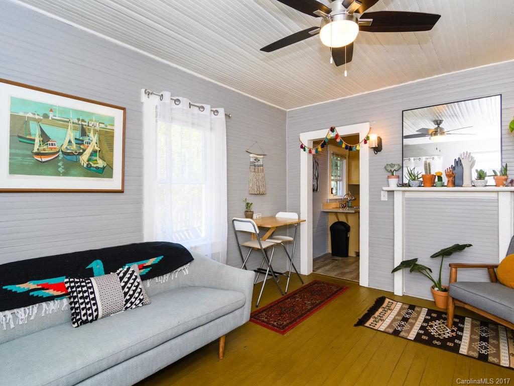 Montford - Cottage Park - Residential