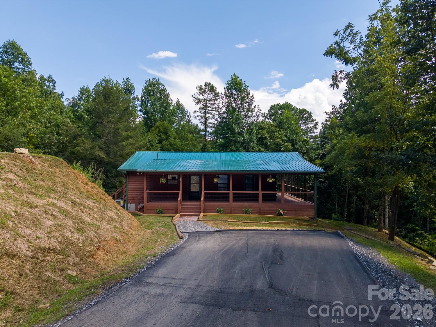 677 Ridgetop Circle