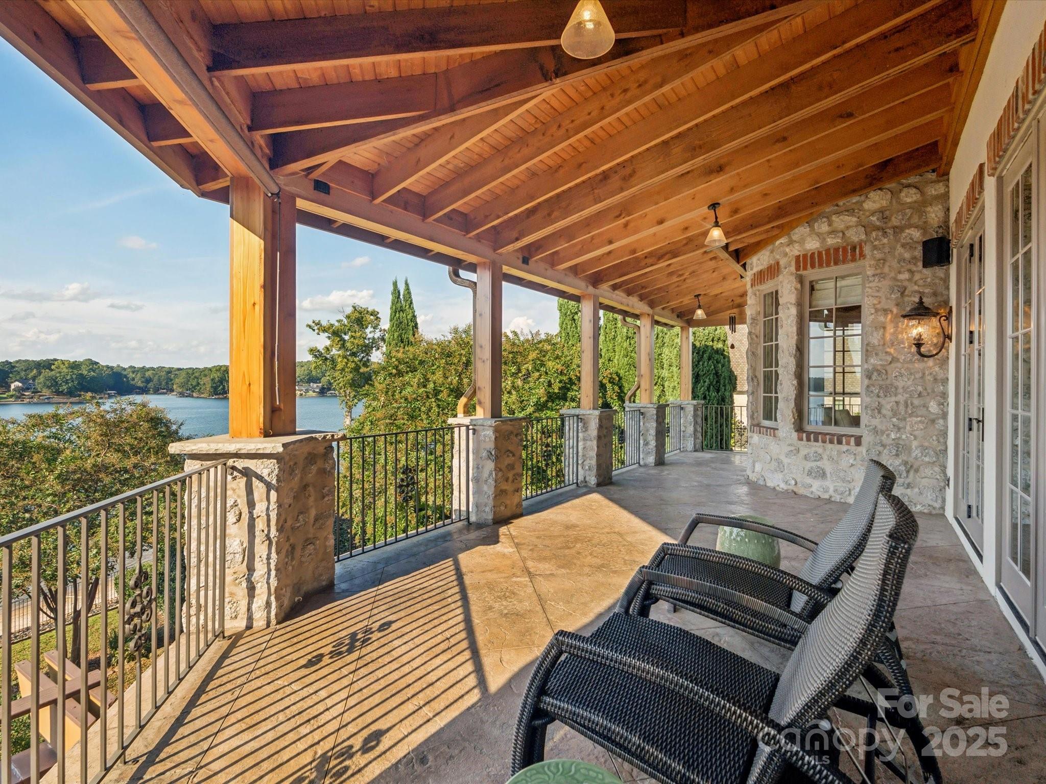 Joslin Pointe - Residential