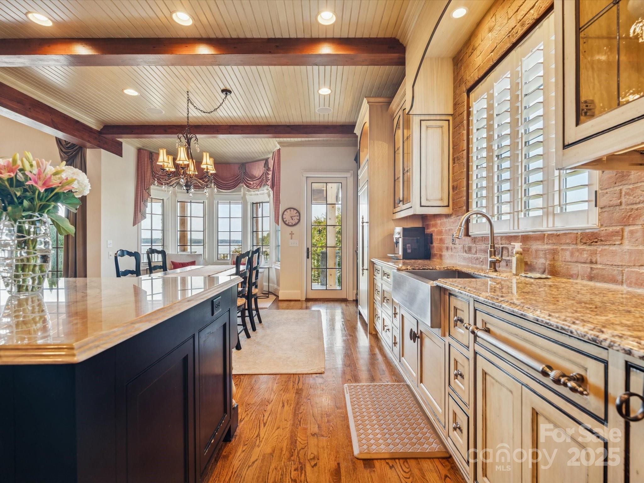 Joslin Pointe - Residential