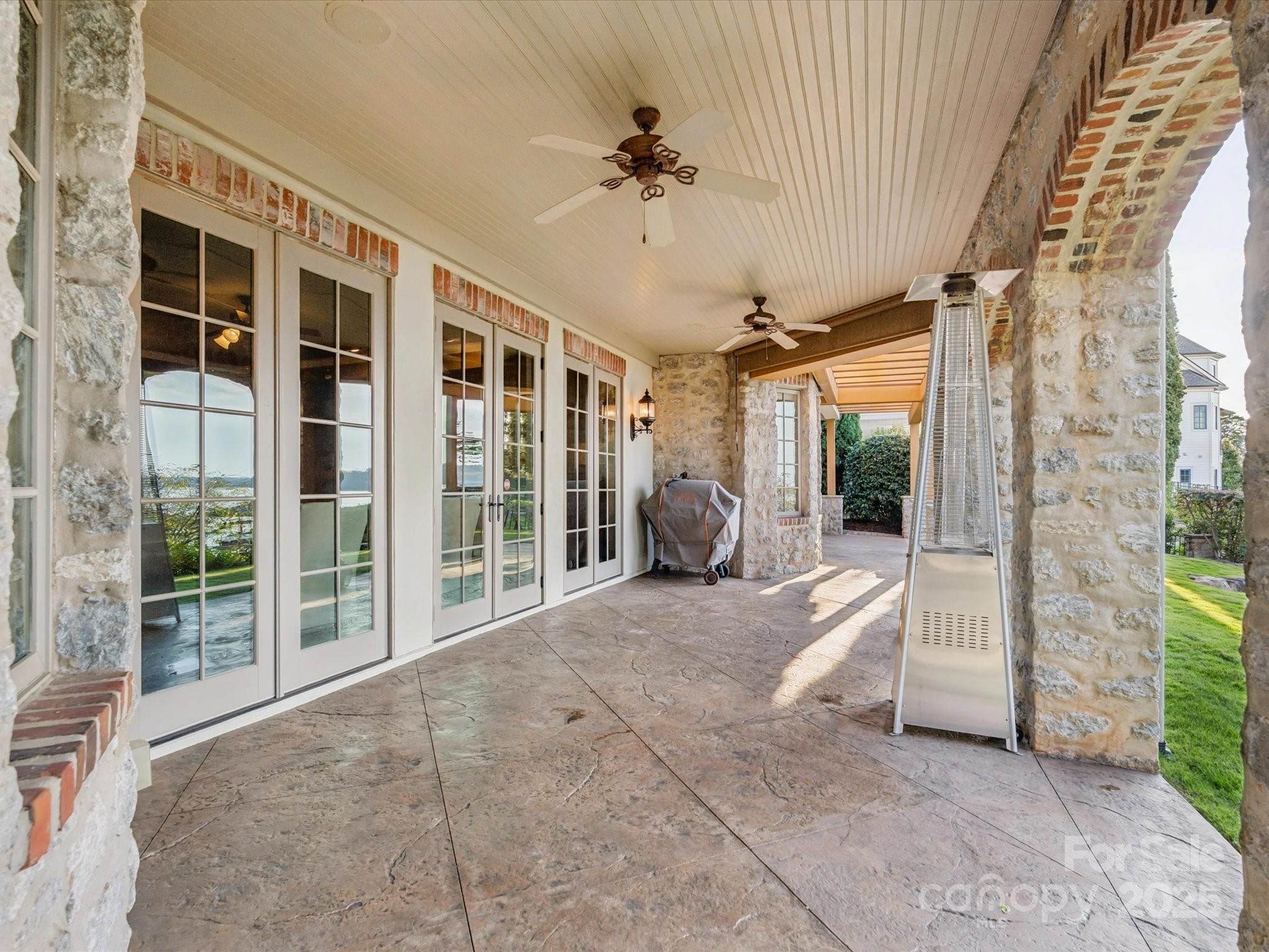 Joslin Pointe - Residential