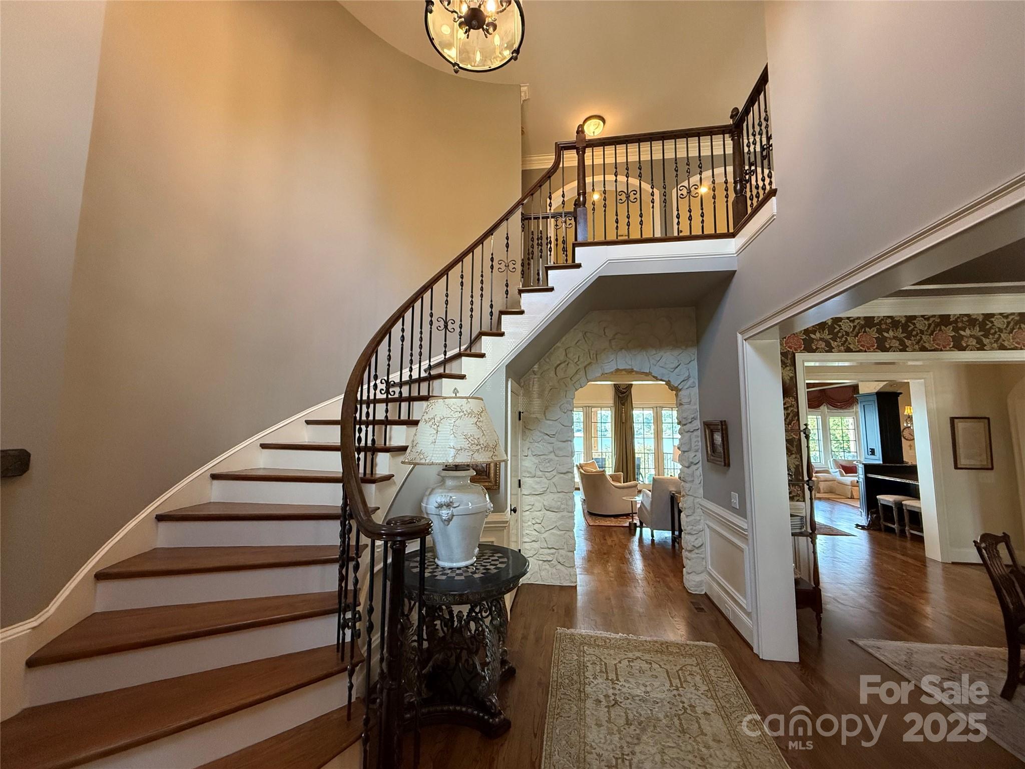 527 Joslin Pointe Lane