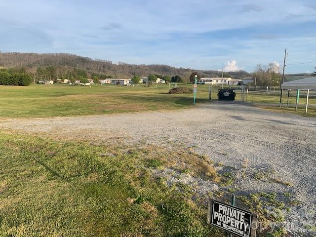 7.33AC COM CHIMNEY ROCK Highway 1,2,3