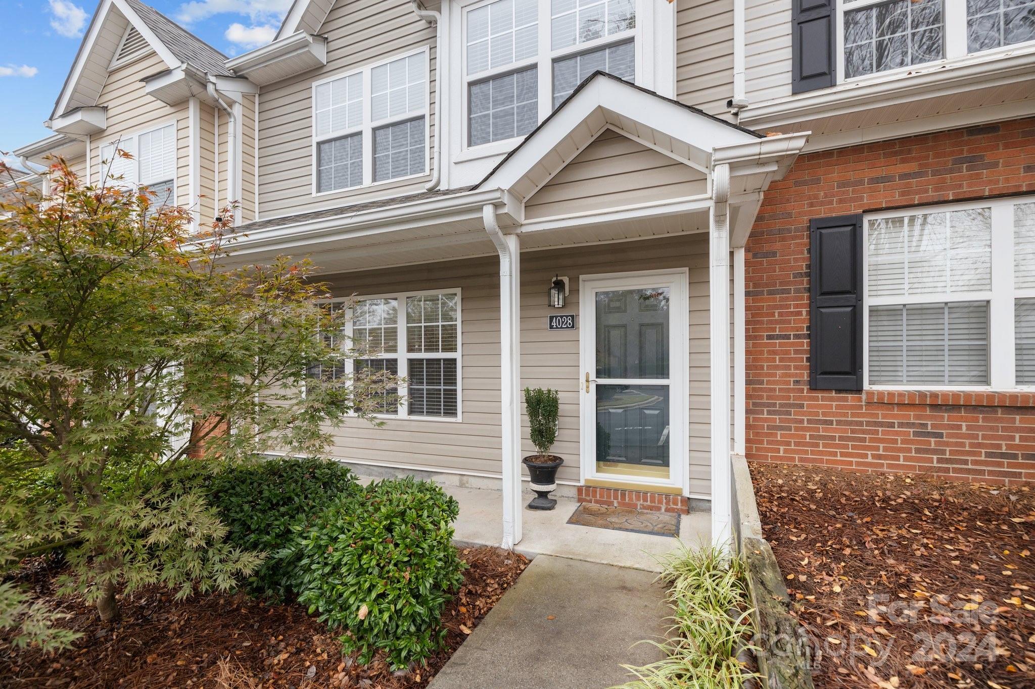 Windsor Trace - Residential