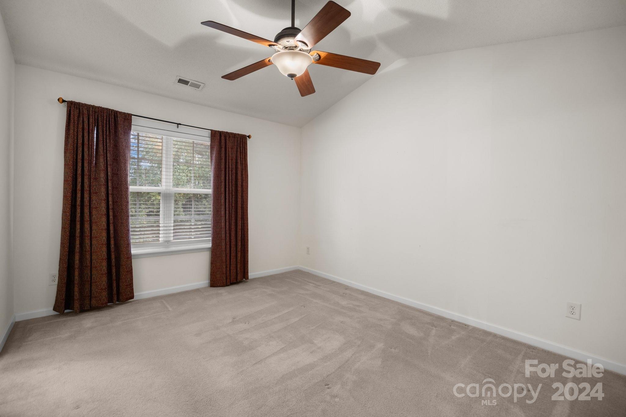 Windsor Trace - Residential