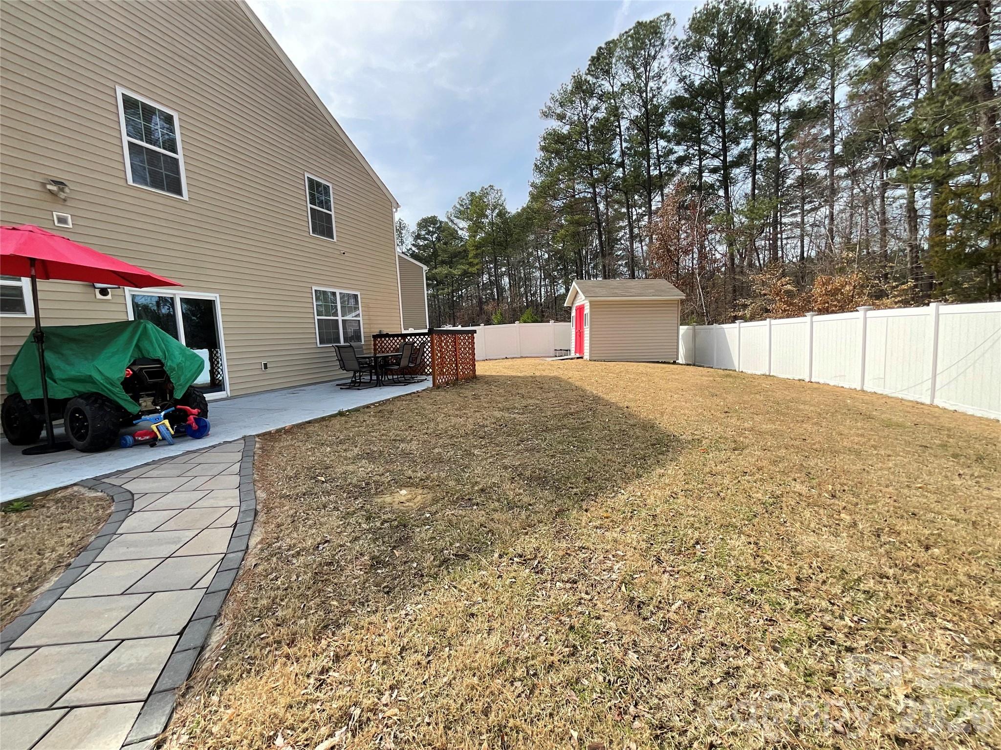 sutton farms - Residential