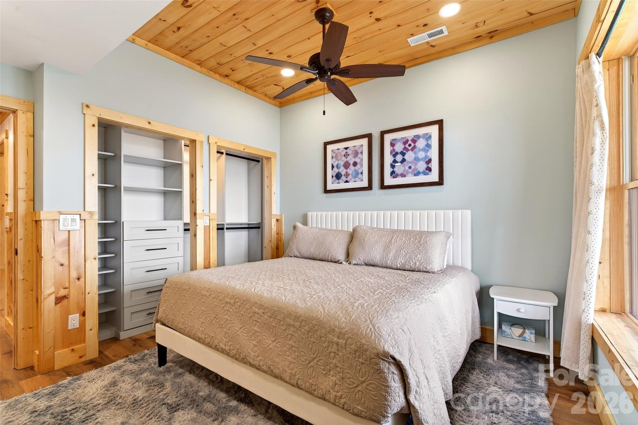 Gateway Mountain - Residential