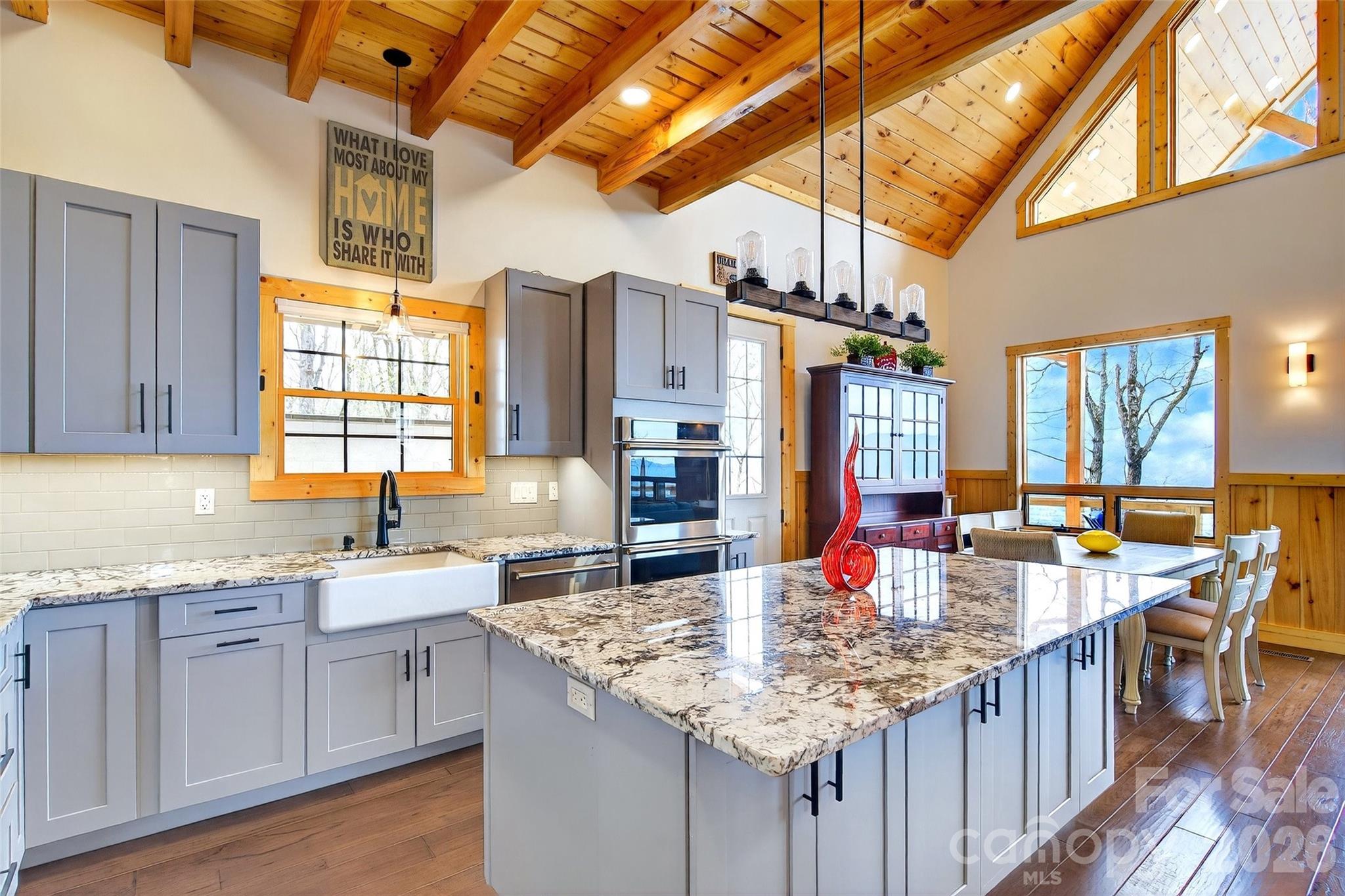 Gateway Mountain - Residential