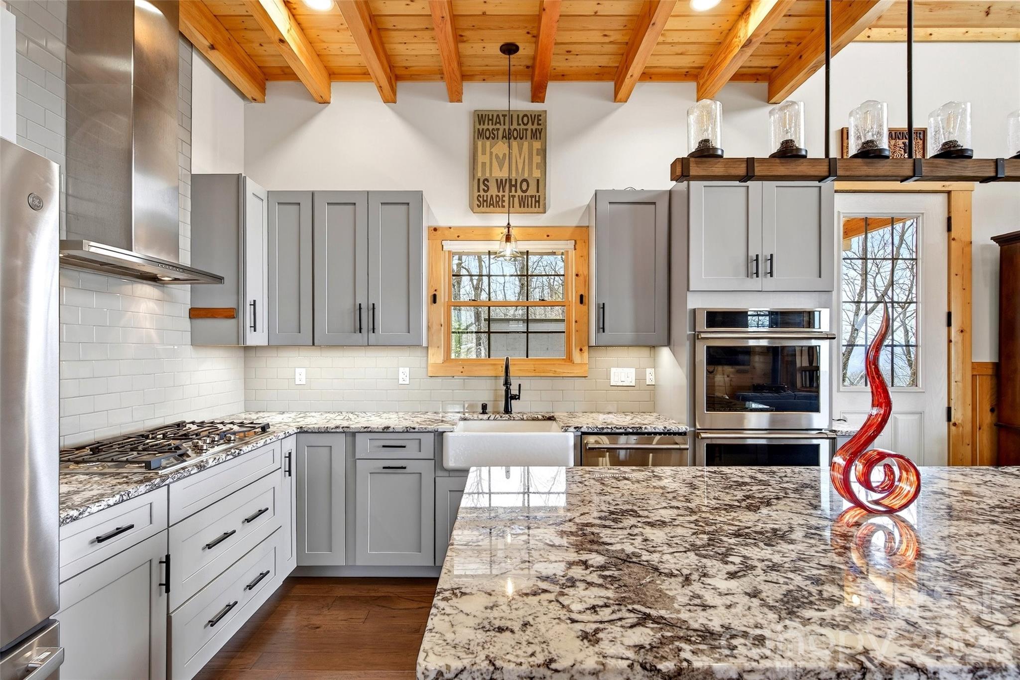 Gateway Mountain - Residential