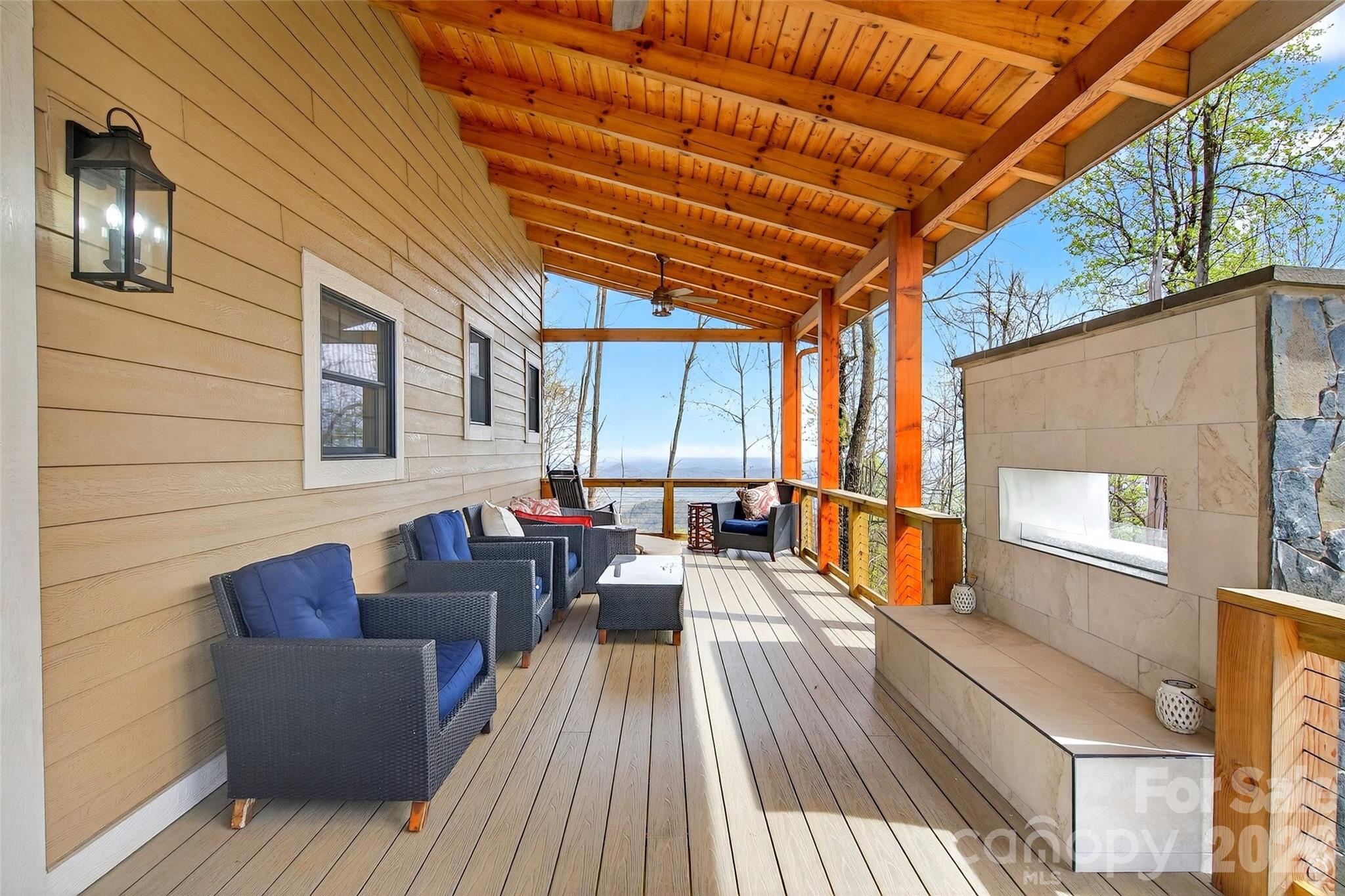 Gateway Mountain - Residential