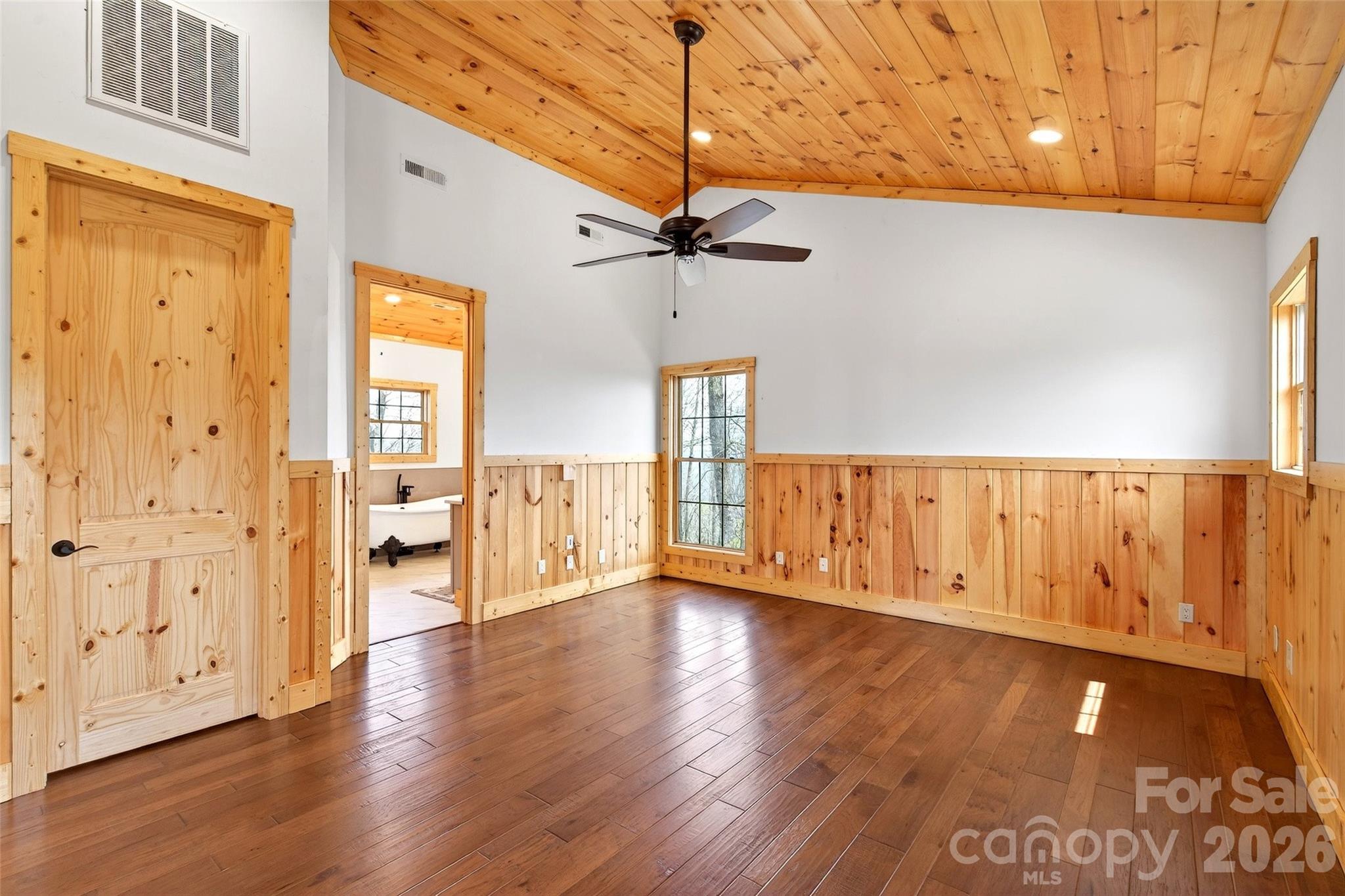 Gateway Mountain - Residential