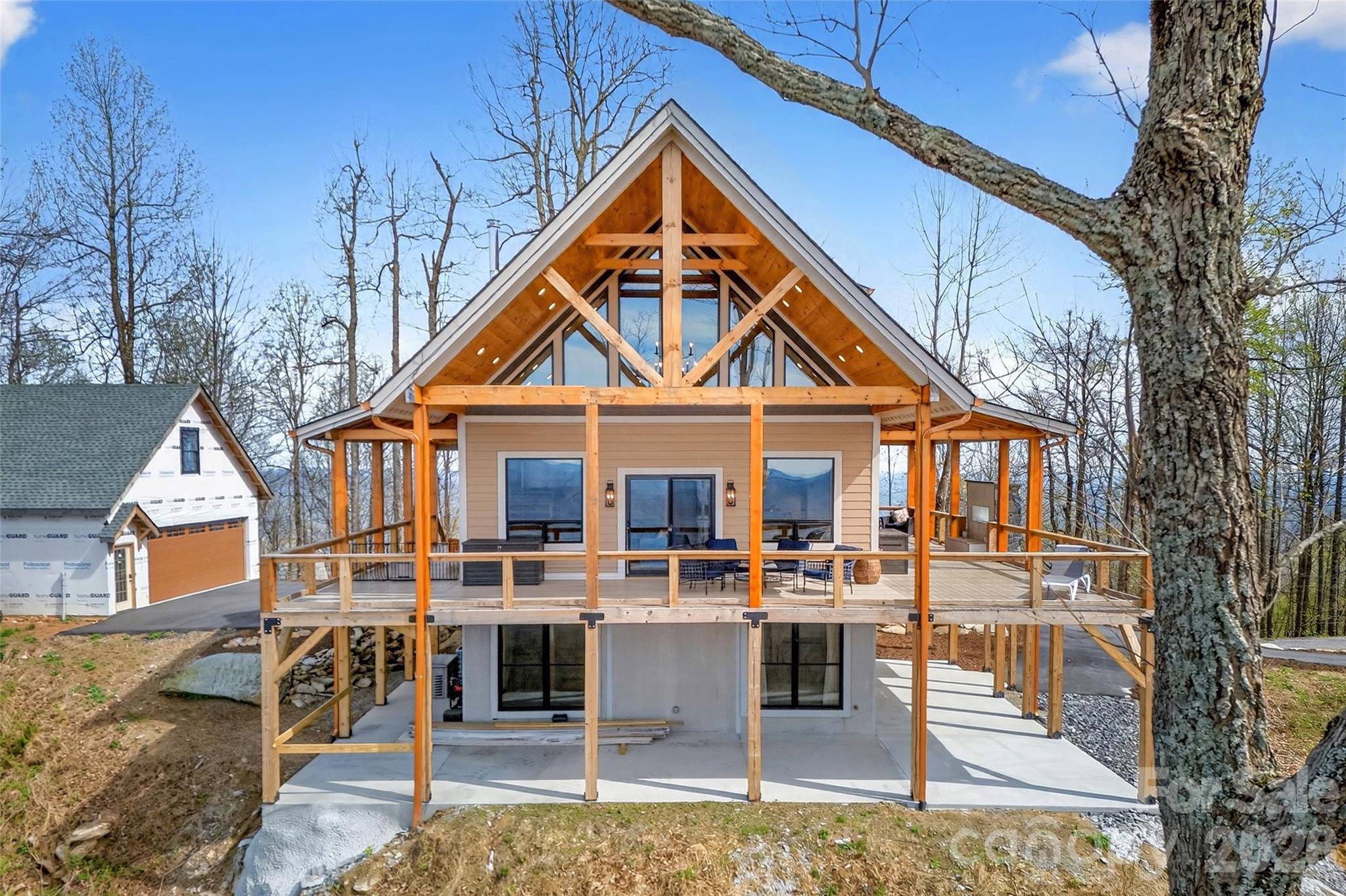 Gateway Mountain - Residential