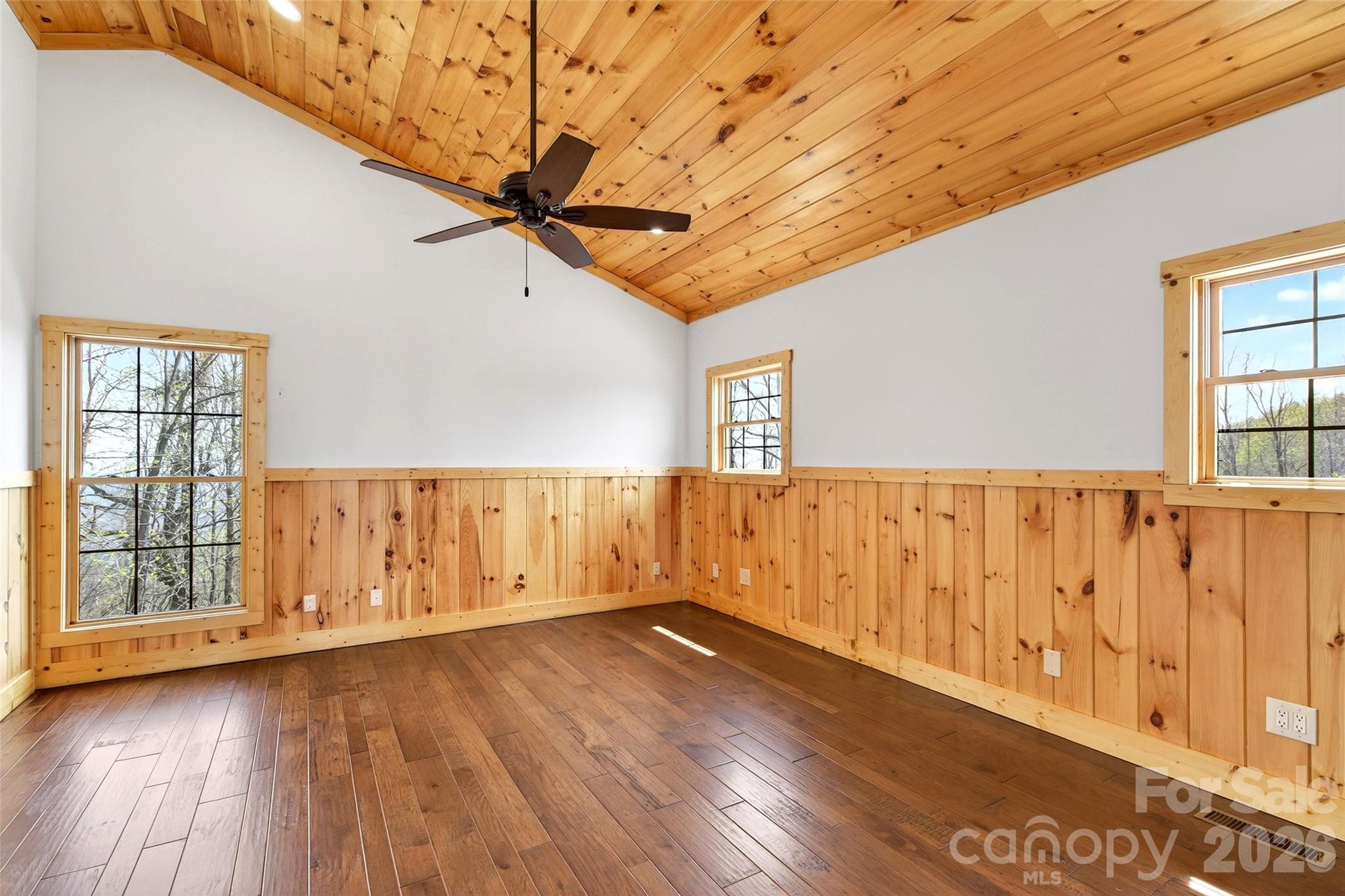 Gateway Mountain - Residential