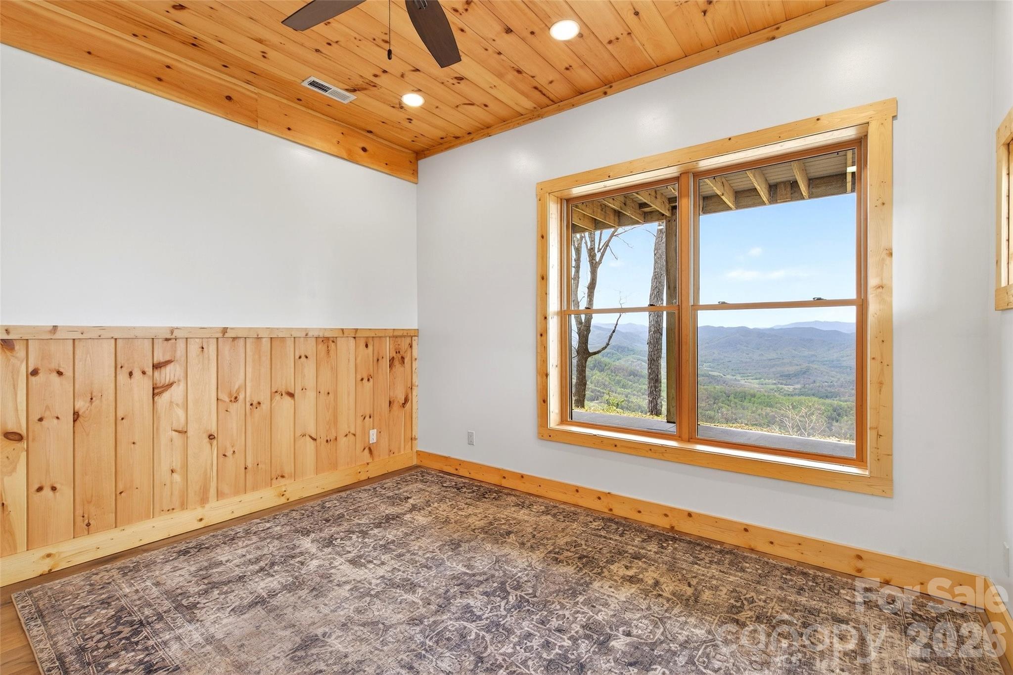 Gateway Mountain - Residential