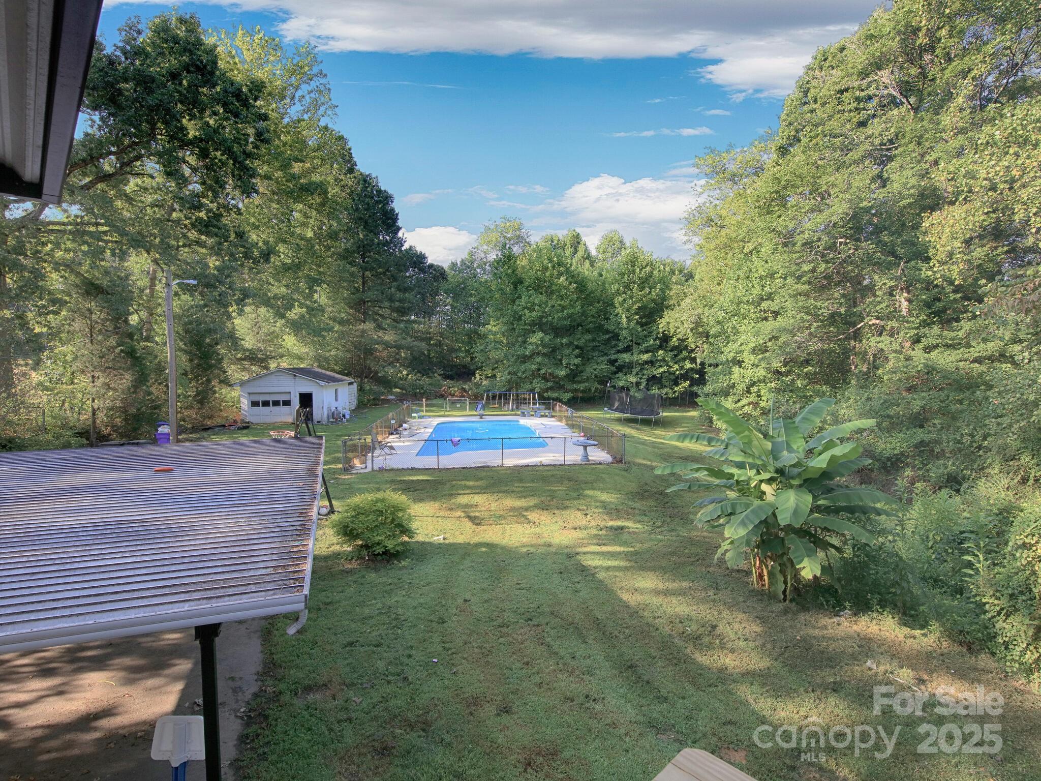 3119 Hickory Highway